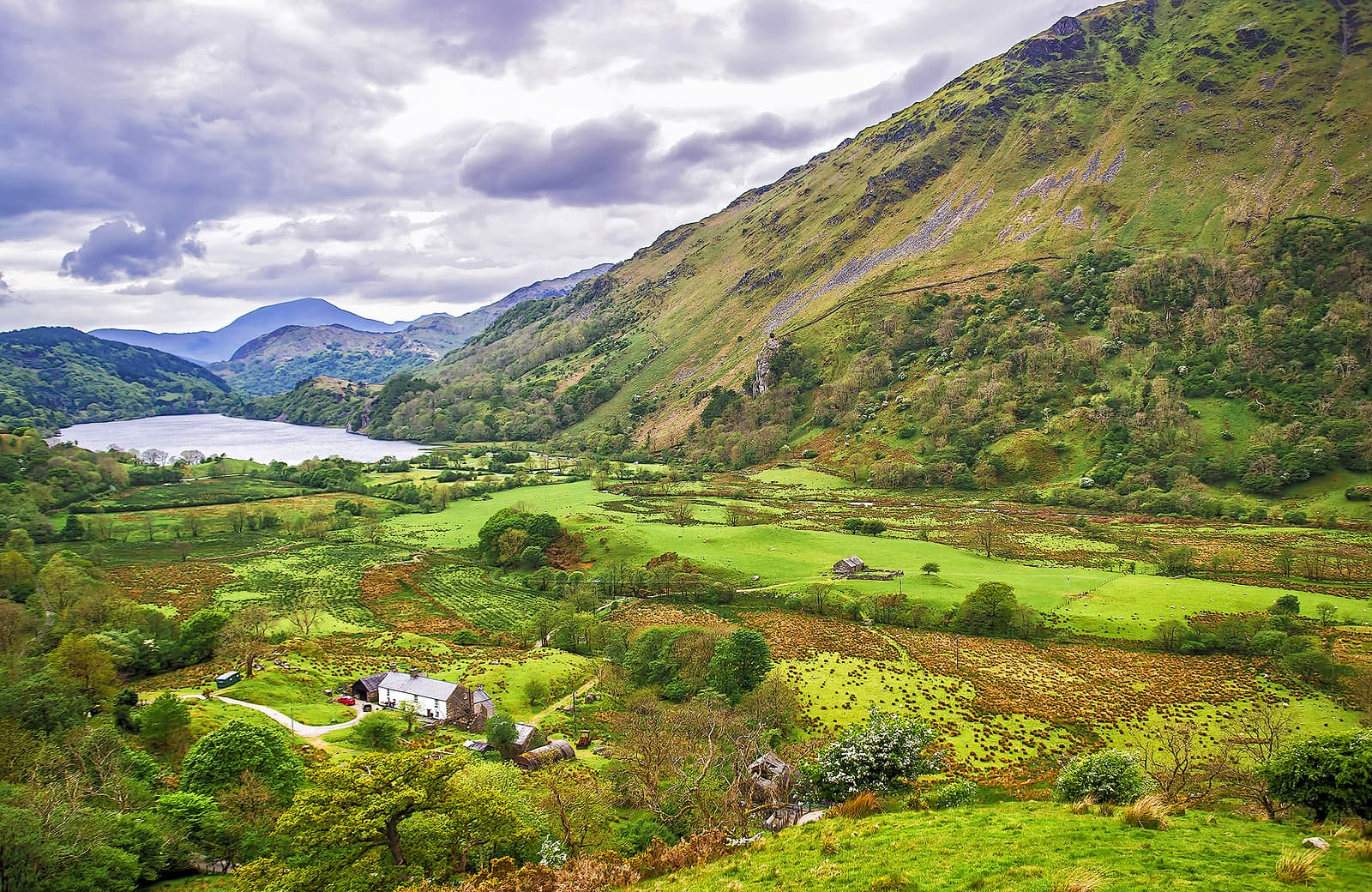 Corporate Away Day Ideas That Your Whole Team Will Enjoy